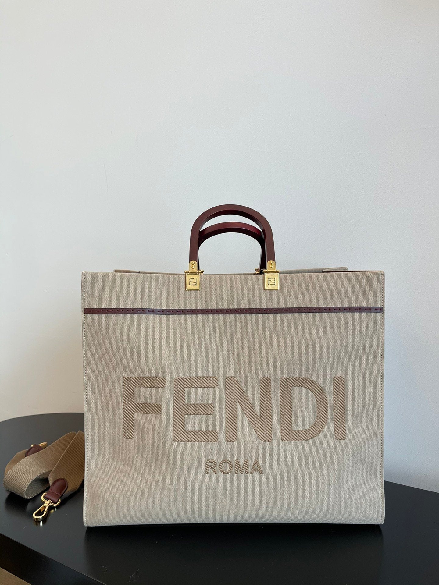 Top QualityTop Quality Sunshine Large Tote Bag Beige For Women, Women’s Handbags, Shoulder Bags 15.7in/40cm FF 8BH372