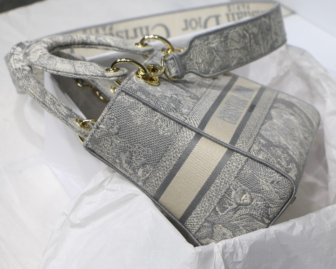 Top Quality MeTop Qualityum Lady D-Lite Bag Grey, For Women, Womens Handbags 24cm/9.5in CD
