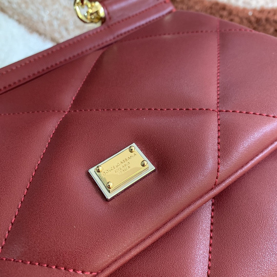Top Quality MeTop Qualityum Sicily Bag In Quilted Burgundy For Women 10.2in/26cm Top Quality 