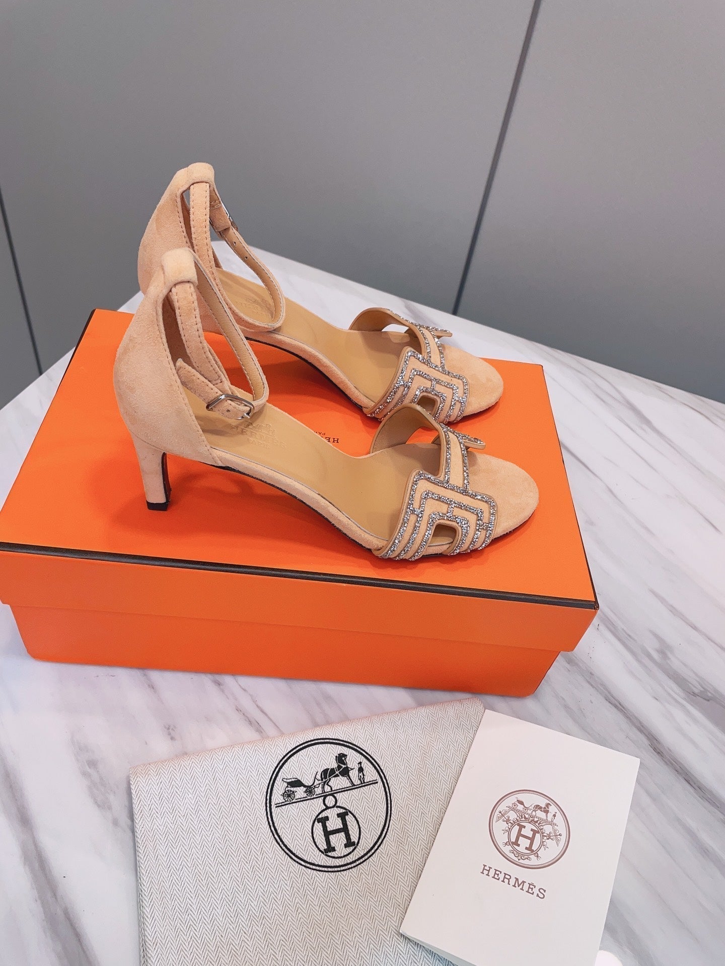 New 1:1 rep HM HIGH HEELS 008