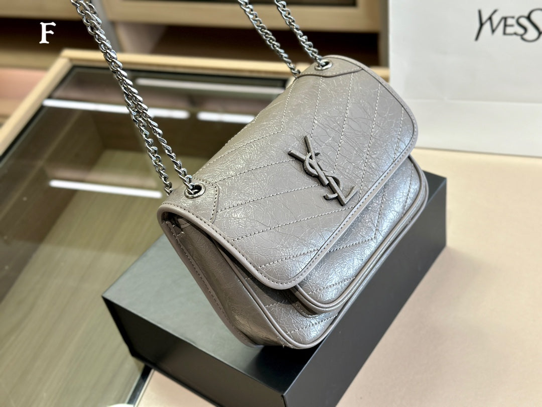 EN - New 1:1 rep  Bags SLY 373
