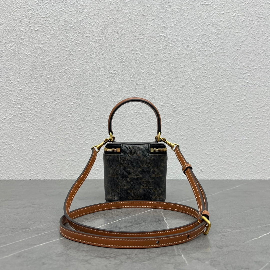 Top Quality Mini Vanity Case In Triomphe Canvas Tan For Women 4in/9cm 10J762CZ1.04LU