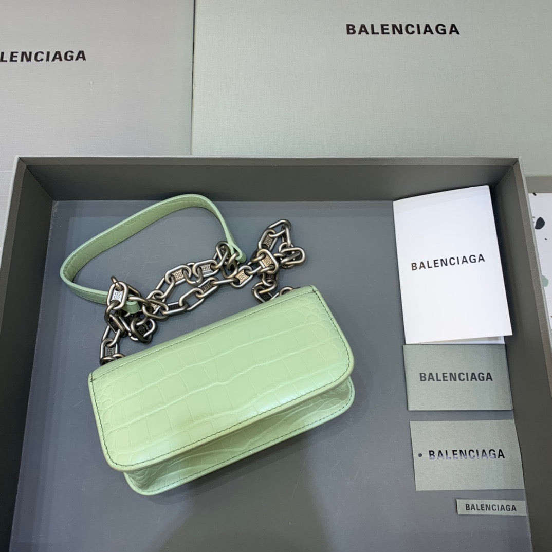 Top Quality Gossip Small On Chain Shoulder Bag Light Green, For Women,  Bags 7.4in/19cm