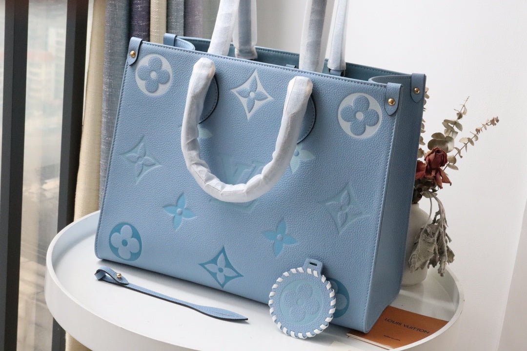 Top Quality OnTheGo MM Tote Bag Monogram Empreinte Summer Blue For The Pool Collection, Women Handbags 13.8in/35cm Top Quality M45718