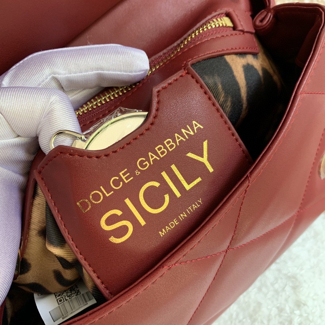 Top Quality MeTop Qualityum Sicily Bag In Quilted Burgundy For Women 10.2in/26cm Top Quality 