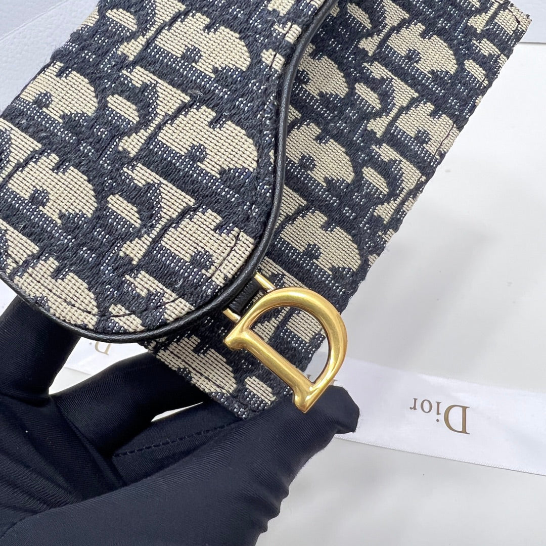 EN - New 1:1 rep  Wallet DIR 017