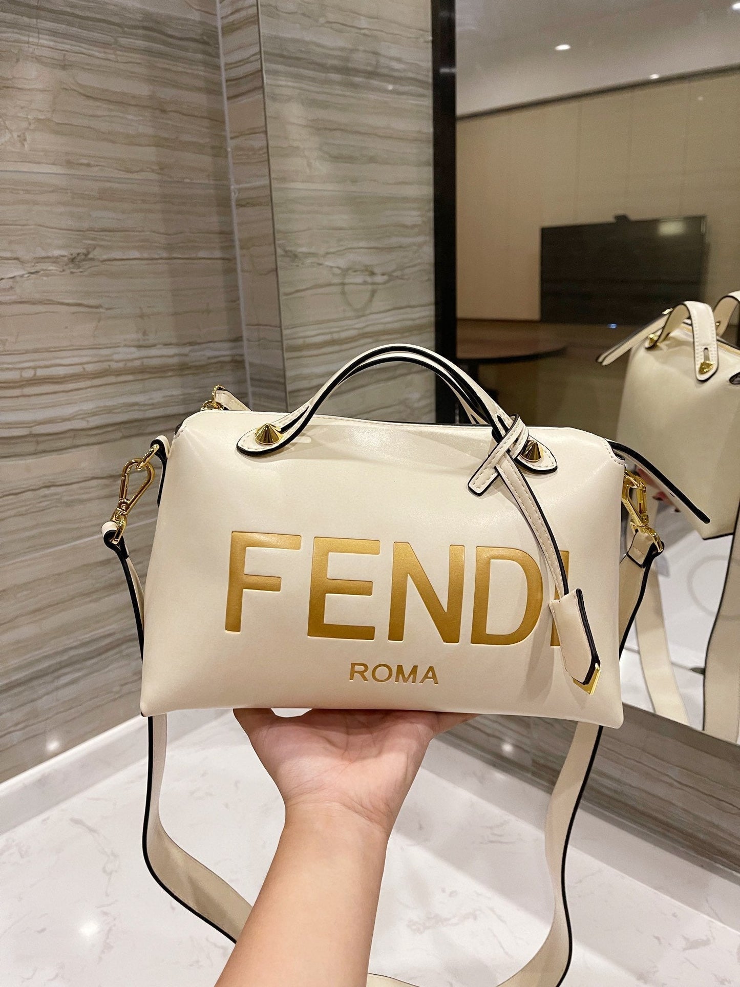 EN - New 1:1 rep  Bags FEI 217