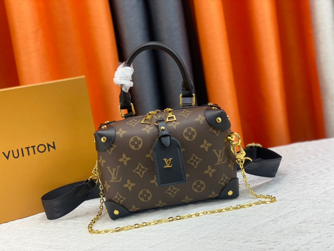 EN - New 1:1 rep  Bags LUV 662