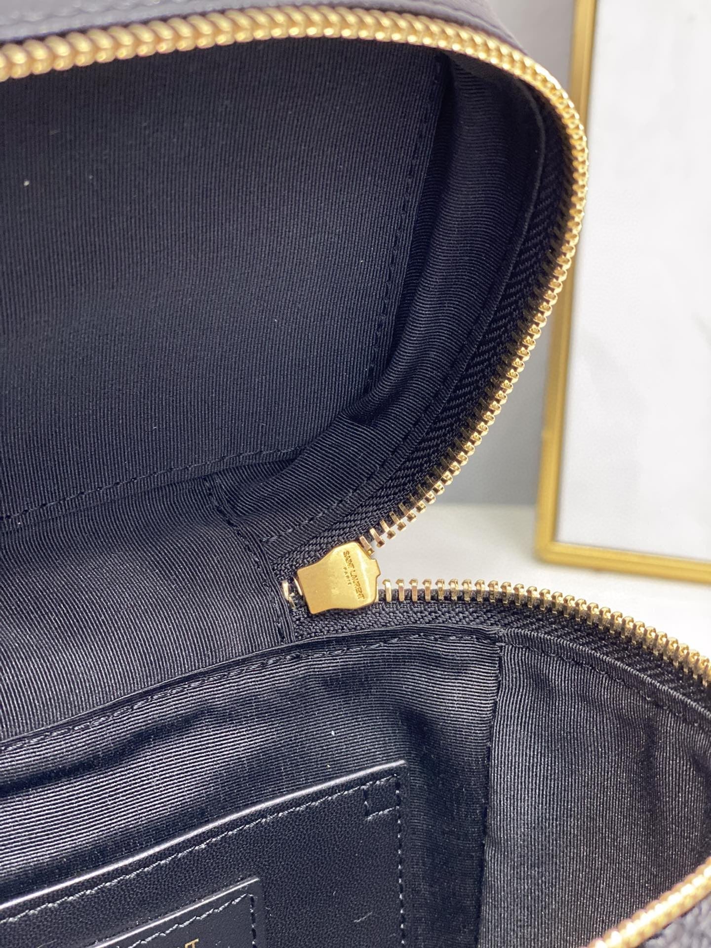 YSSL 80’s Vanity Bag In Carré-Quilted Grain De Poudre Black For Women 6in/16.5cm YSL 649779DME271000