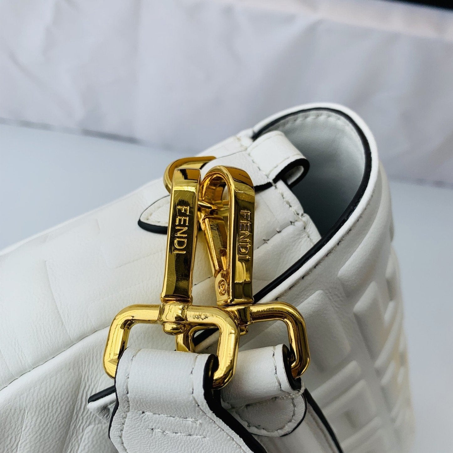 EN - New 1:1 rep  Bags FEI 177