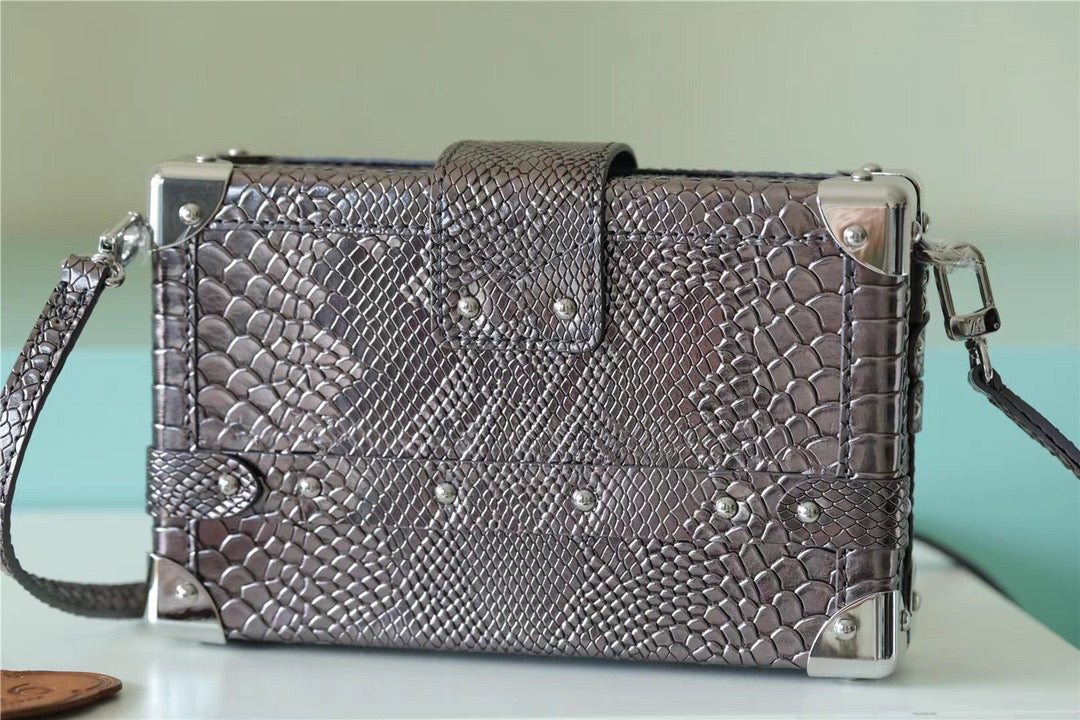 Top Quality Petite Malle High Shiny Alligator By Nicolas Ghesquiere SiTop Qualityer For Women,  Shoulder And Crossbody Bags 7.9in/20cm Top Quality 