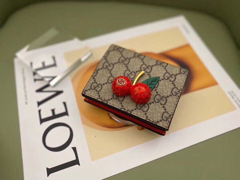 EN - New 1:1 rep  Wallet GCI 003