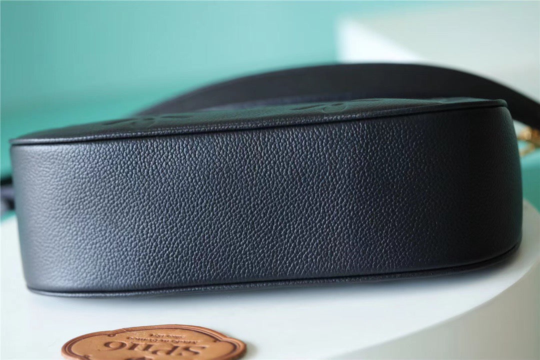 Top Quality Bagatelle Monogram Empreinte Black For Women,  Shoulder And Crossbody Bags 22cm/8.7in Top Quality M46002