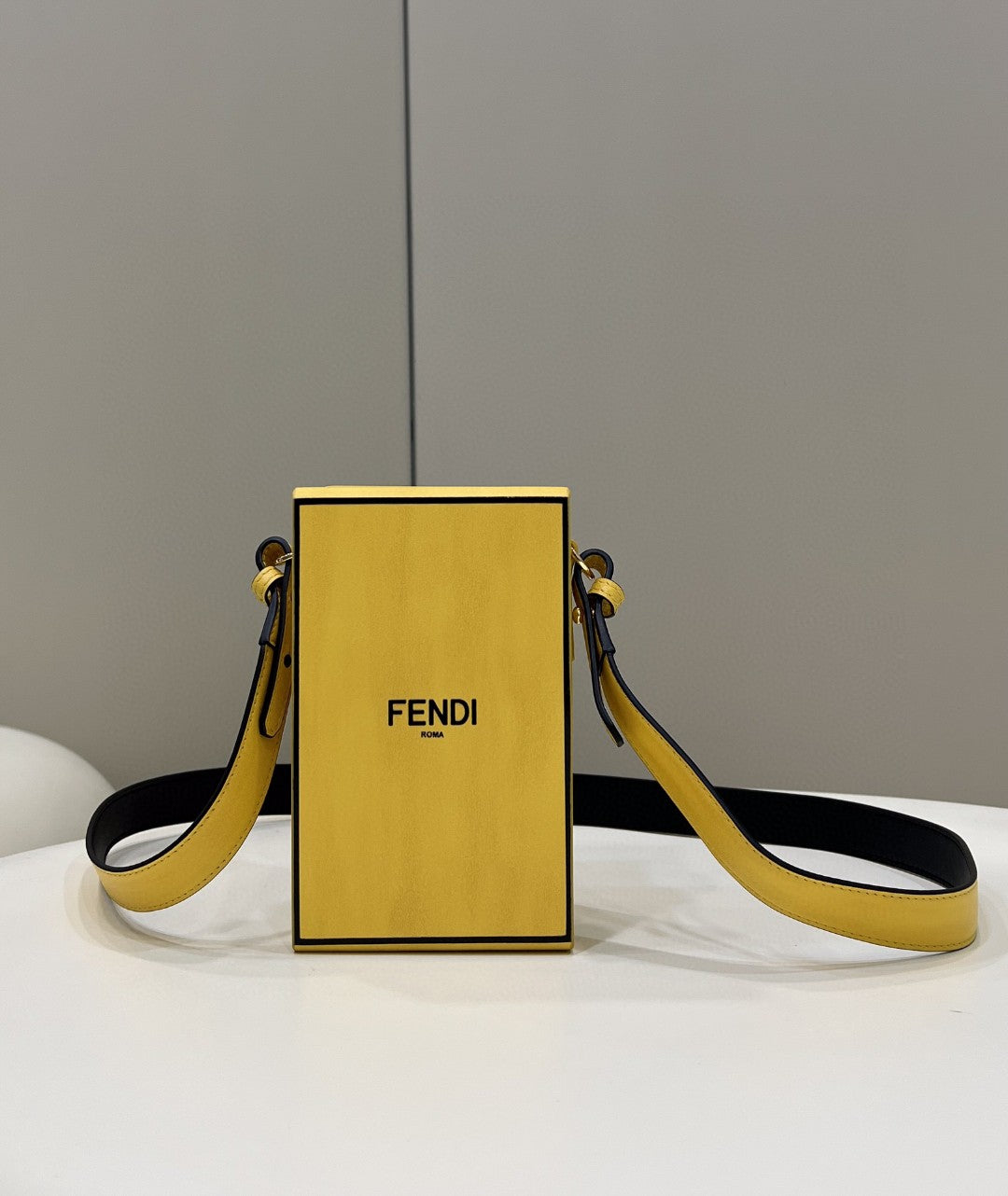 Top QualityTop Quality Vertical Box Yellow RM 6,400 Bag For Woman 17cm/6.5in 7VA519ADP6F1CIA
