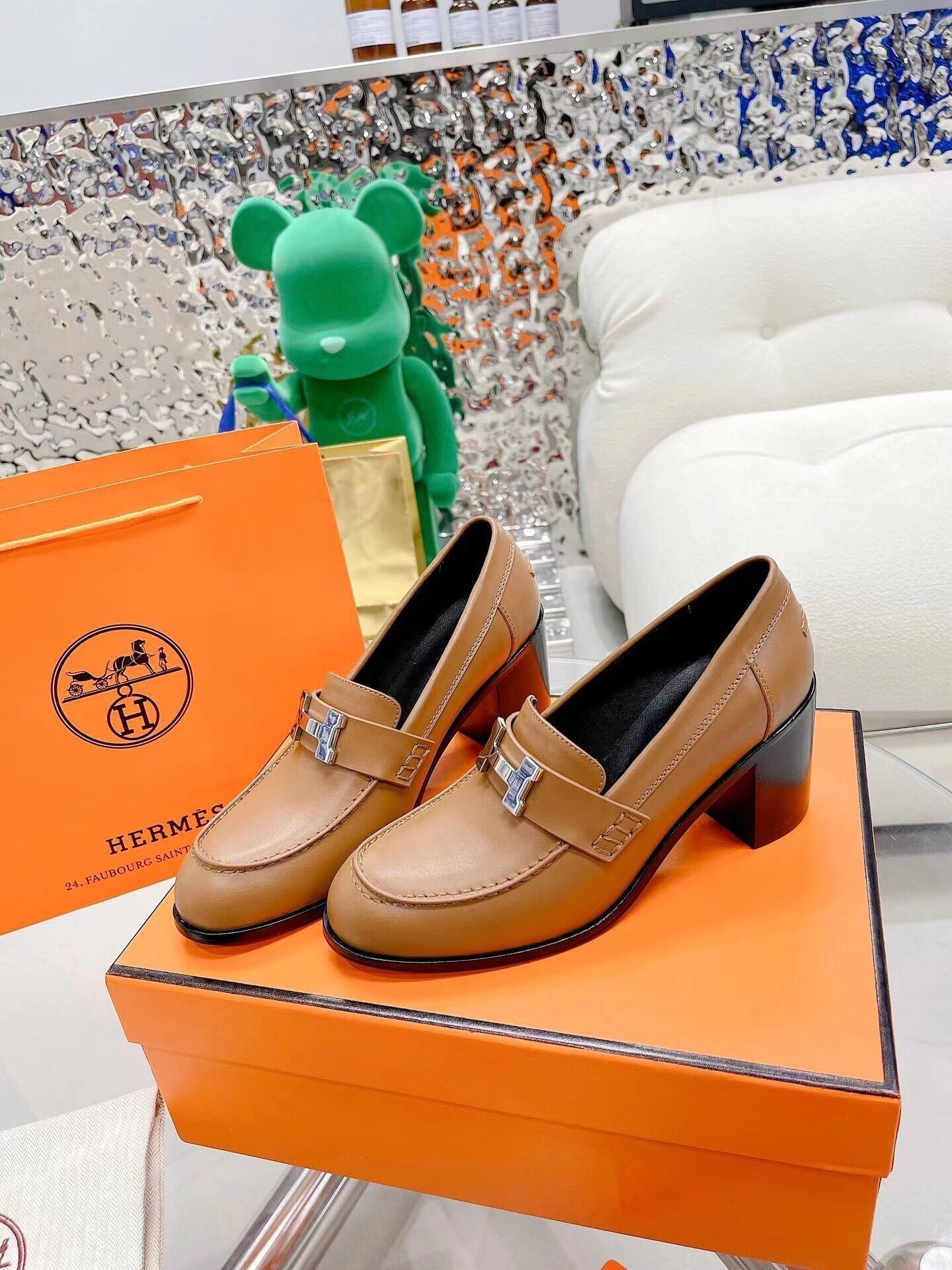 New 1:1 rep HM HIGH HEELS 012