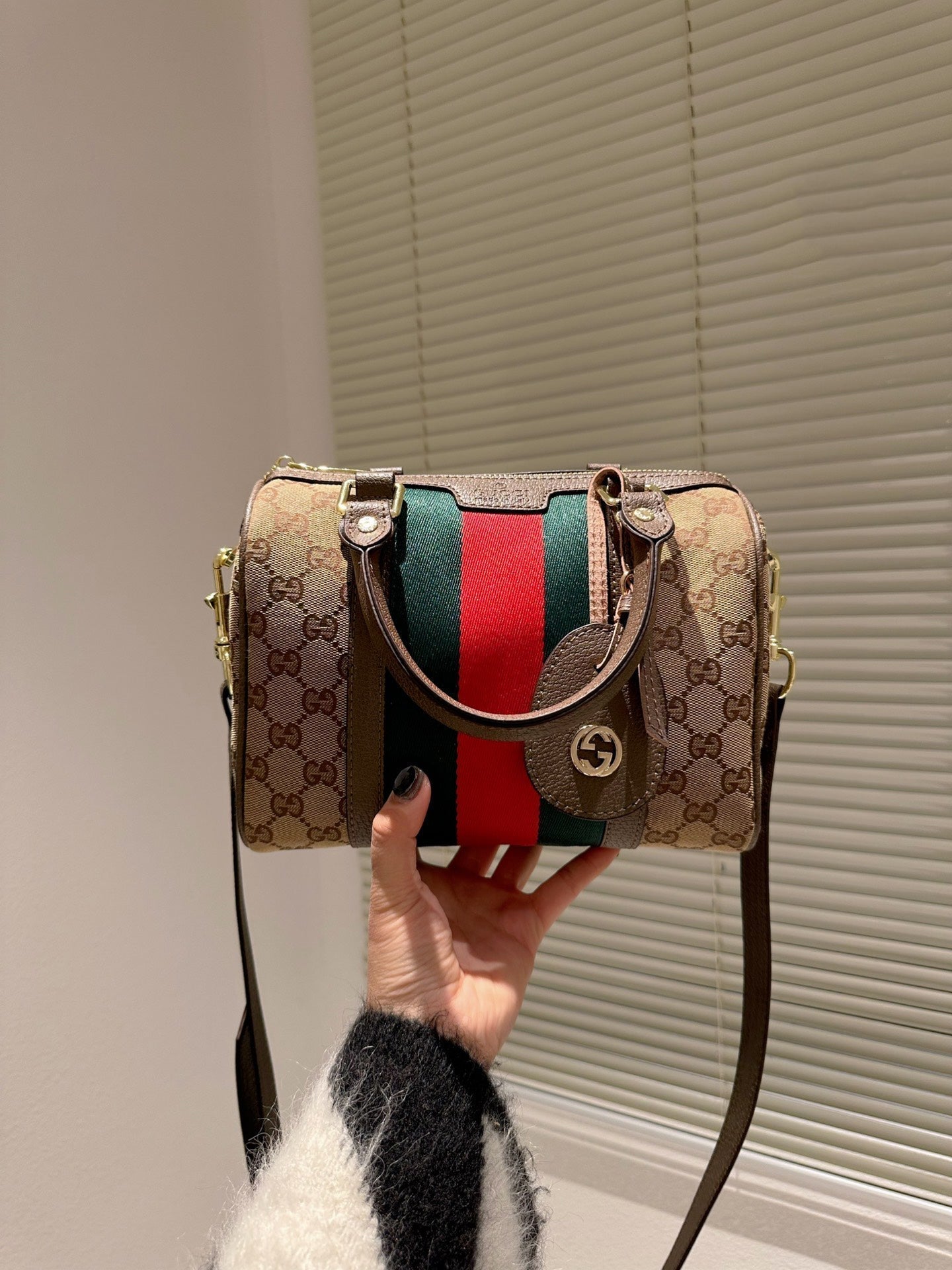 EN - New 1:1 rep  Bags GCI 523