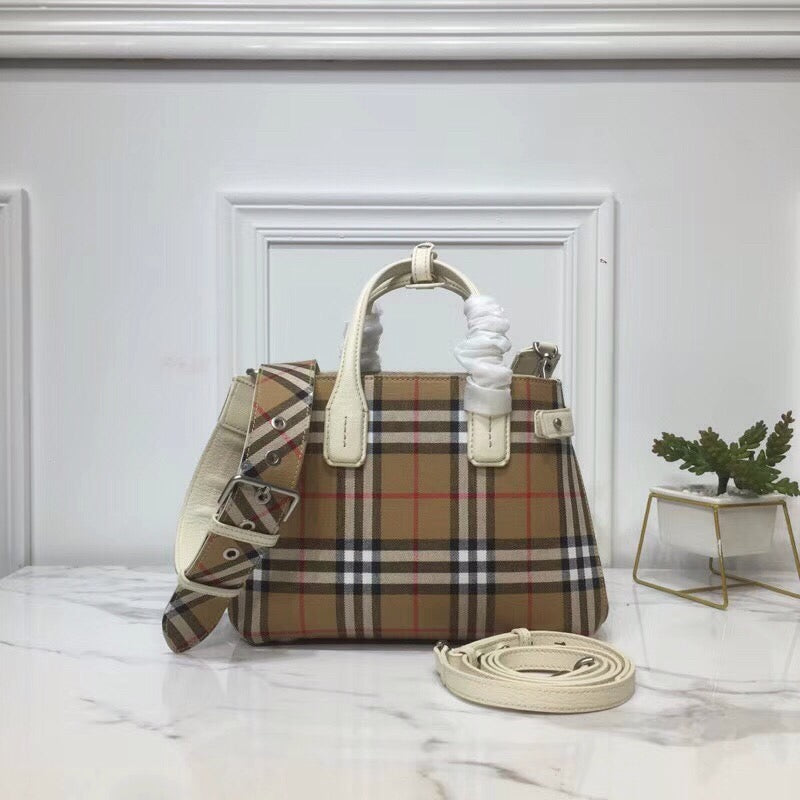 Top Quality Small Banner  Check And Tote White For Women, Women’s Bags 10.5in/26cm