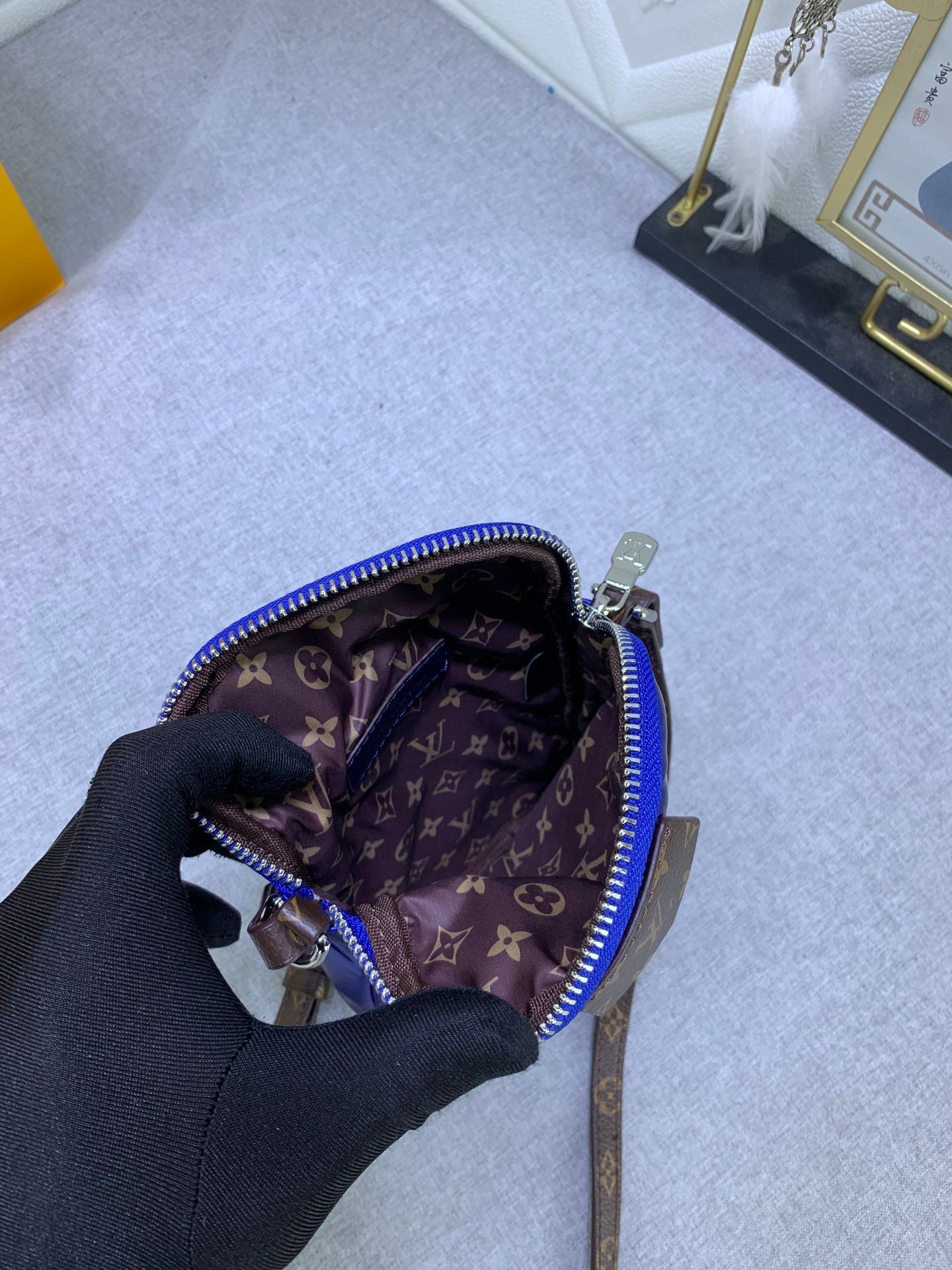 EN - New 1:1 rep Bag LUV 620