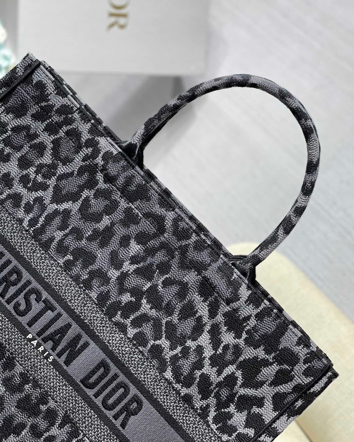 Top Quality Large Book Tote Gray Multicolor , For Women, Womens Handbags 16.5in/42cm CD M1286ZRTop Quality_M842