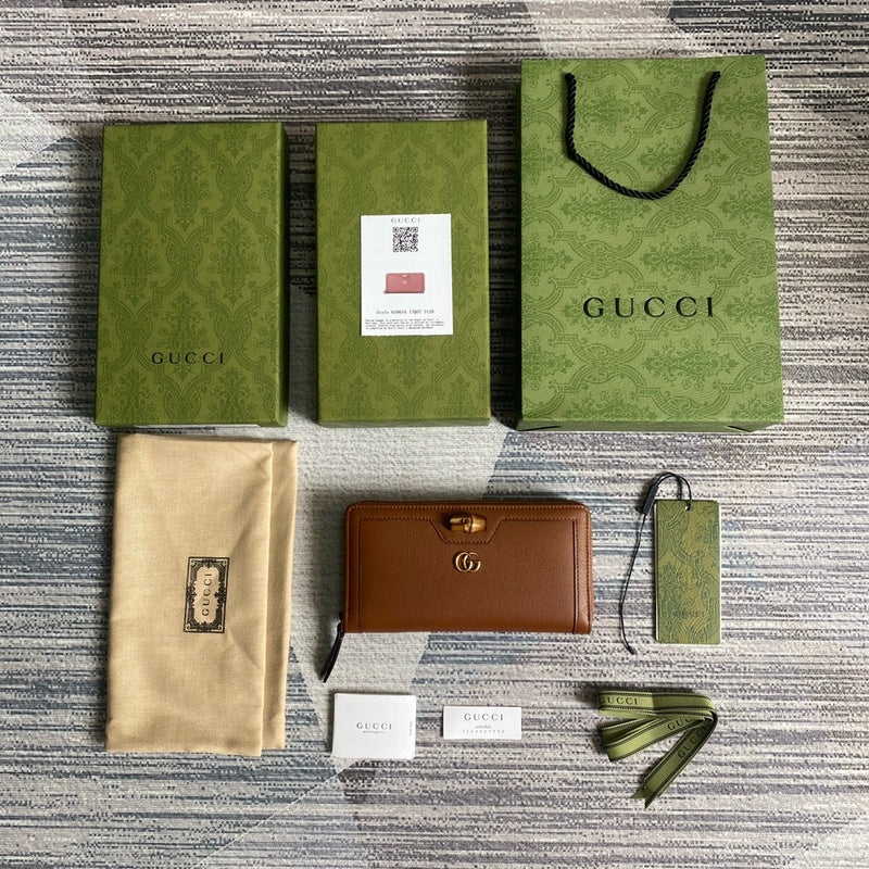 Top Quality -  Bags - 1842