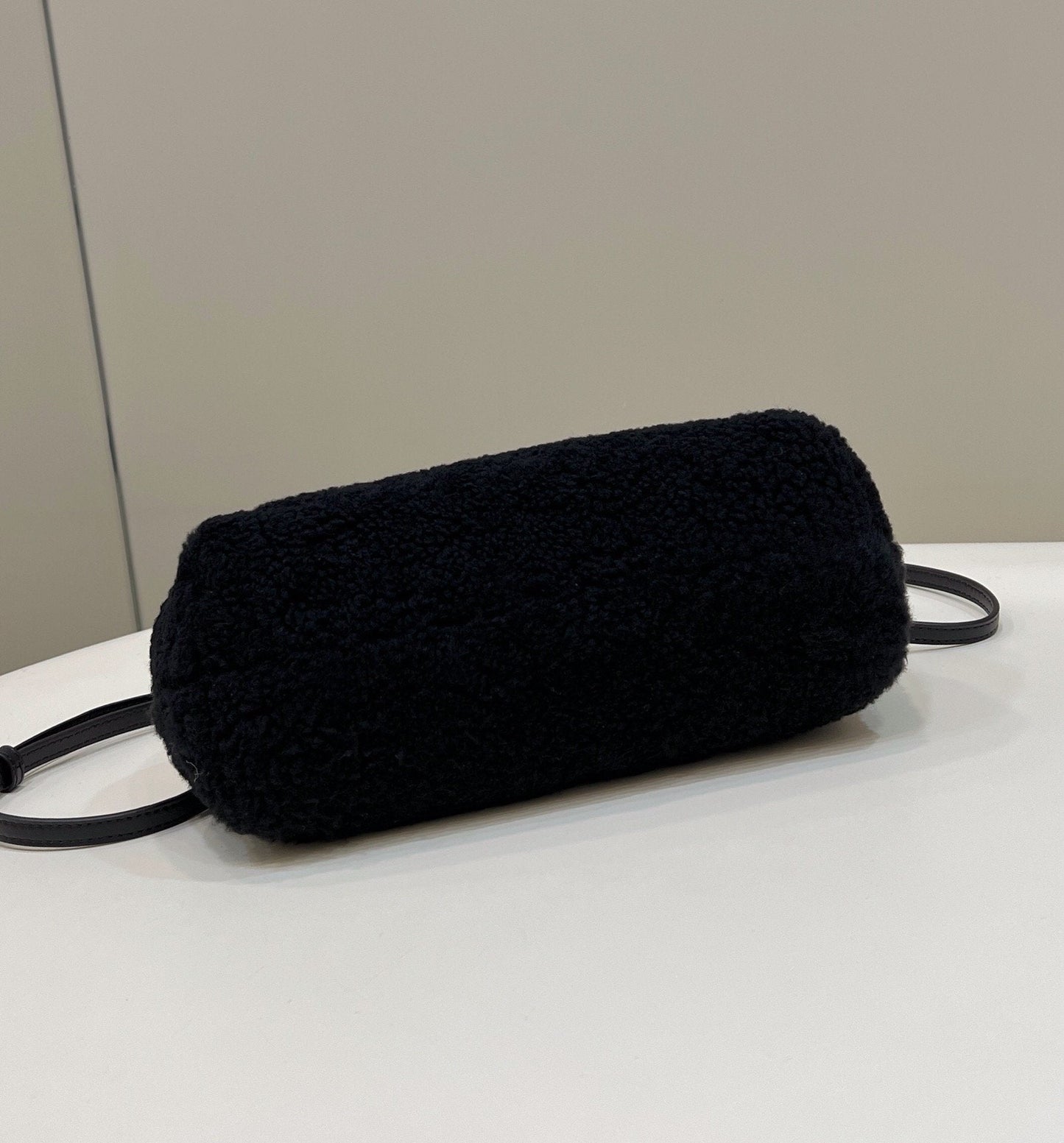 Top QualityTop Quality Top QualityTop Qualityrst Small Black Mink Bag For Woman 26cm/10in