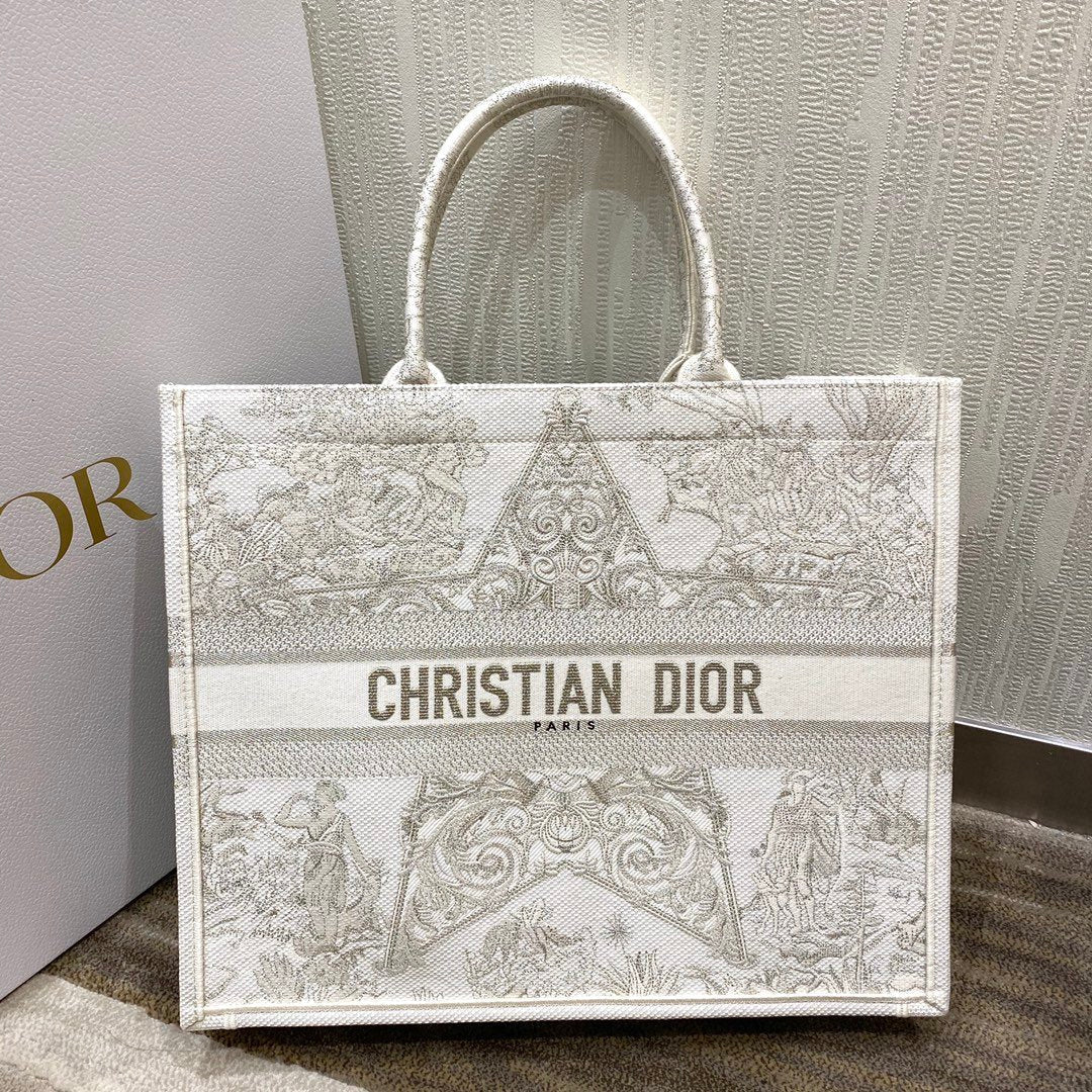 Top Quality Large Book Tote Gold-Tone Around The World Stella Embroidery, For Women Womens Handbags, 42cm CD M1286ZTQL_M01E