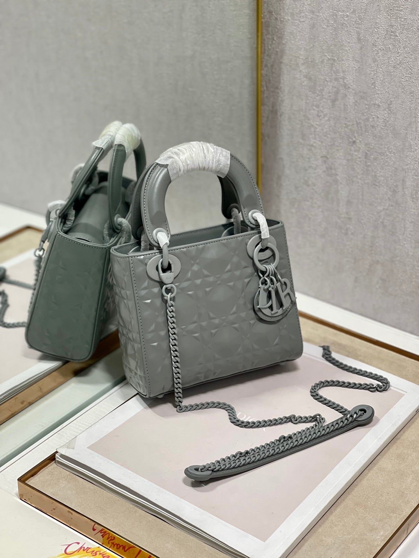 Top Quality Mini Lady Bag, Dark Grey, For Women Womens Handbags, Crossbody Bags, 17cm CD