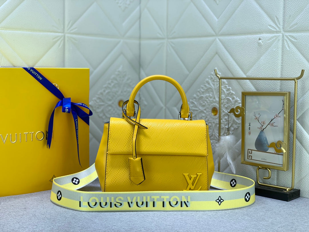 New 1:1 rep Lux Bags LUV 889