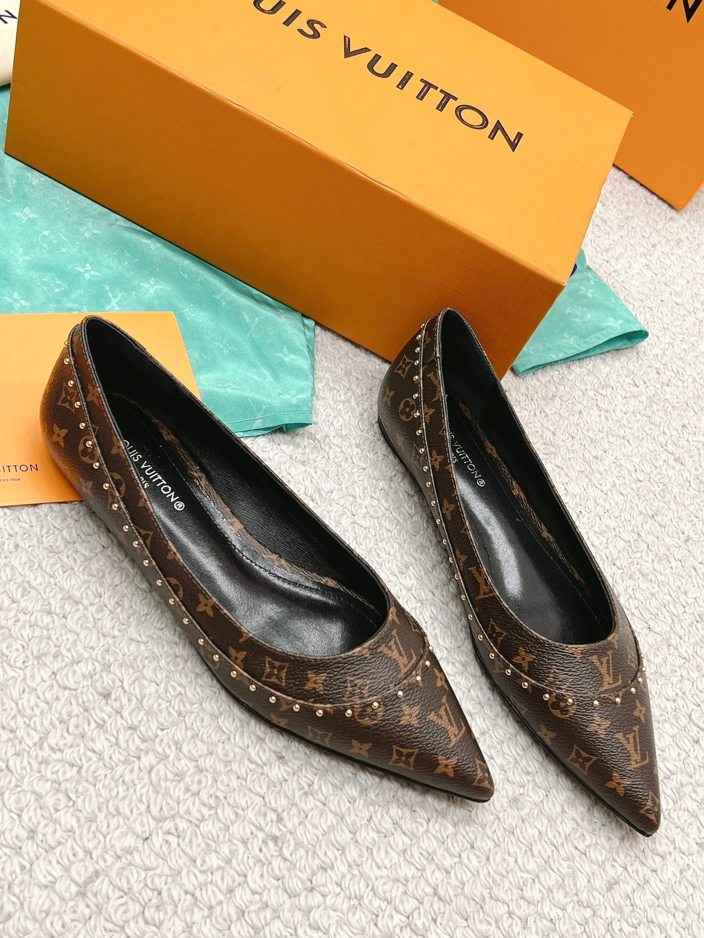 New 1:1 rep LUV High Heel Shoes 043