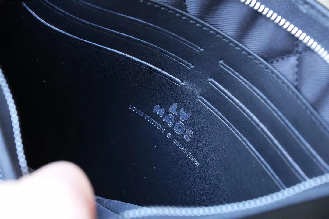 Top Quality Pochette Voyage MM Monogram Drip Black By Nigo For Pre-Spring, Travel Accessories 27cm Top Quality M45961
