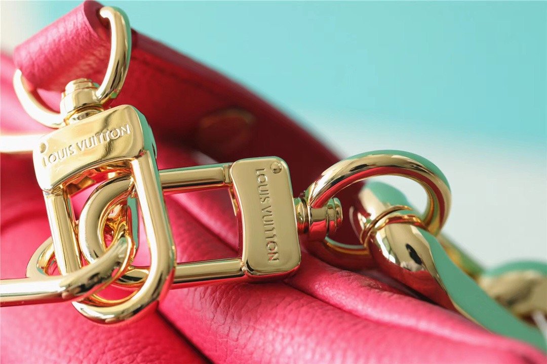 Top Quality Coussin BB Grain Fluo Pink For Women, Womens Bags, Shoulder And Crossbody Bags 8.3in/21cm Top Quality M20750