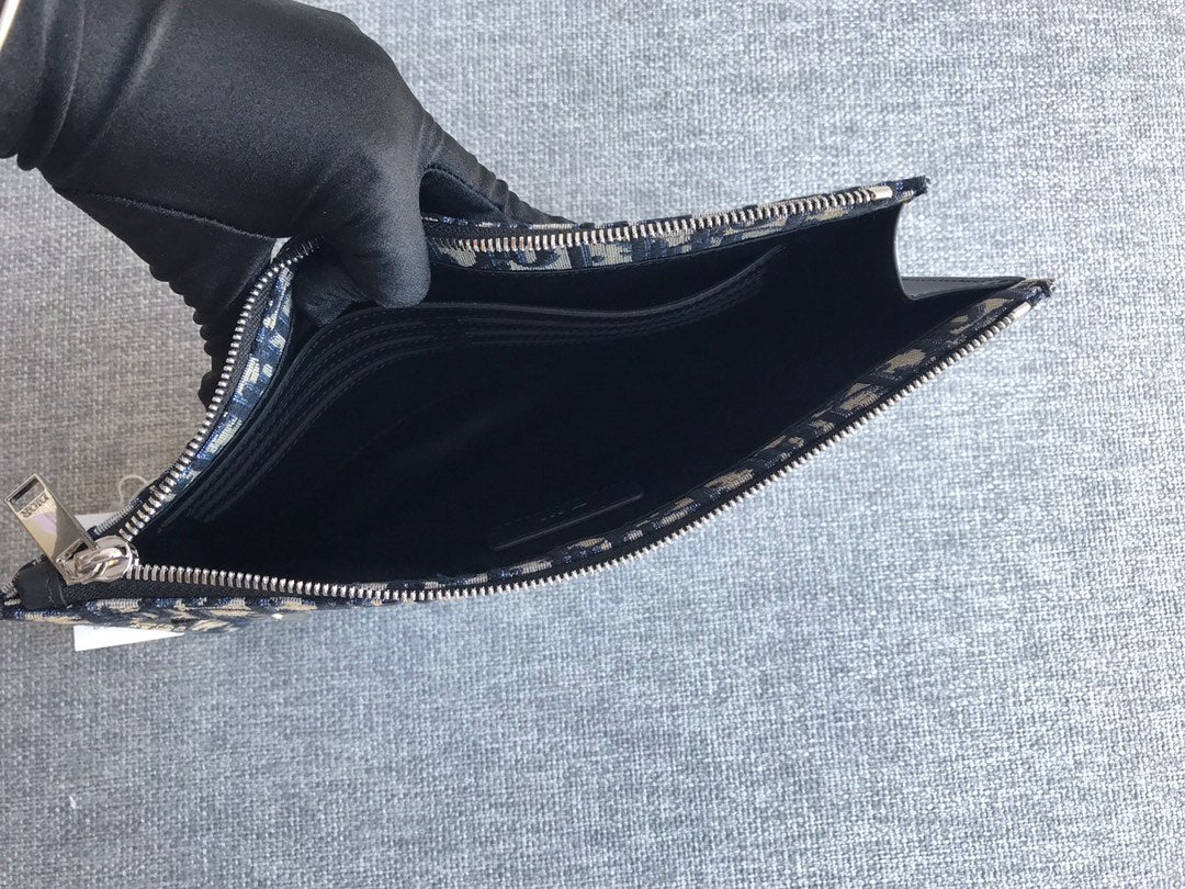 Top Quality A5 Pouch Black Unisex 10.5in/27cm CD 2ESCA338YSE_H03E