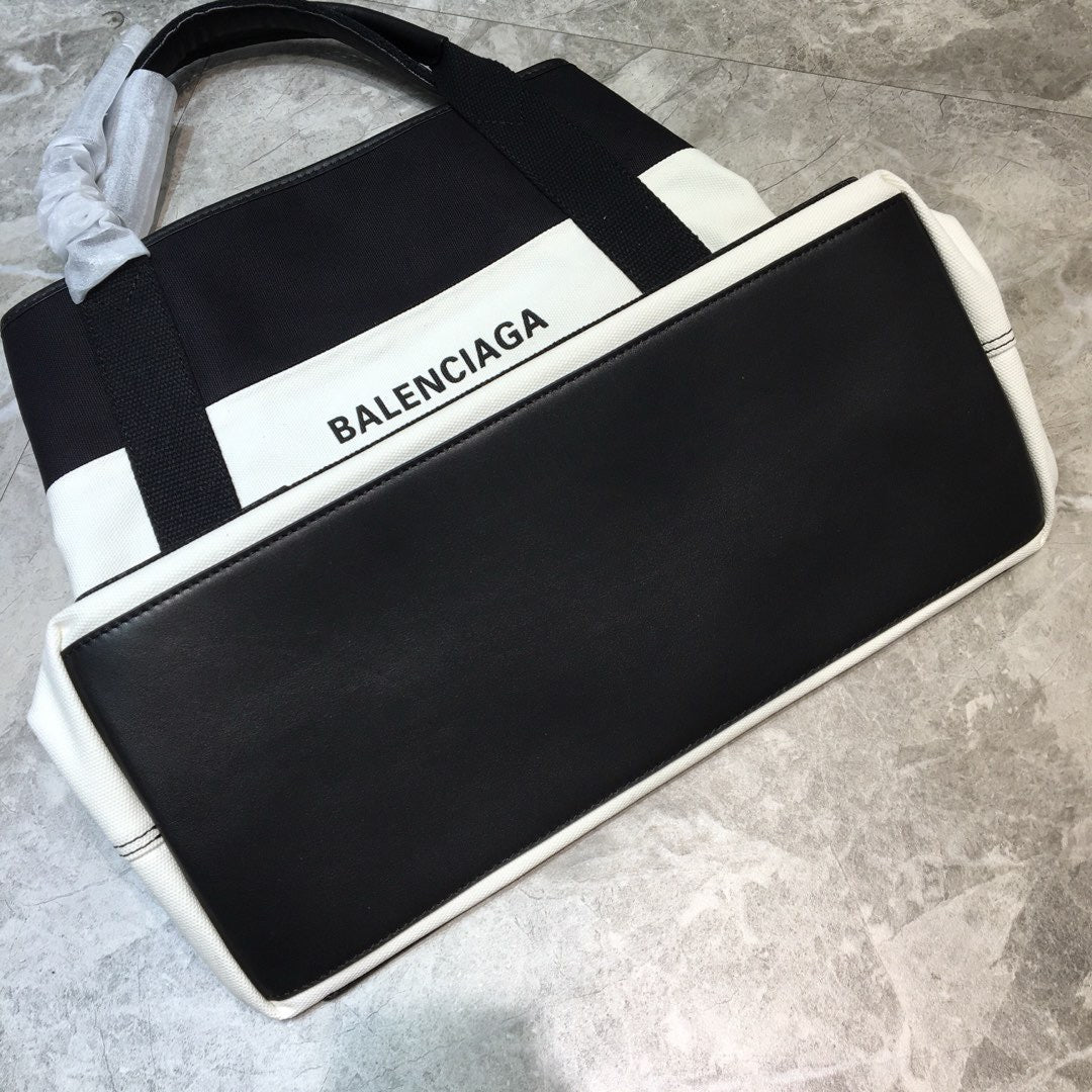 Top Quality Navy MeTop Qualityum Cabas Tote Bag In Black And White, For Women,  Bags 14.1in/36cm