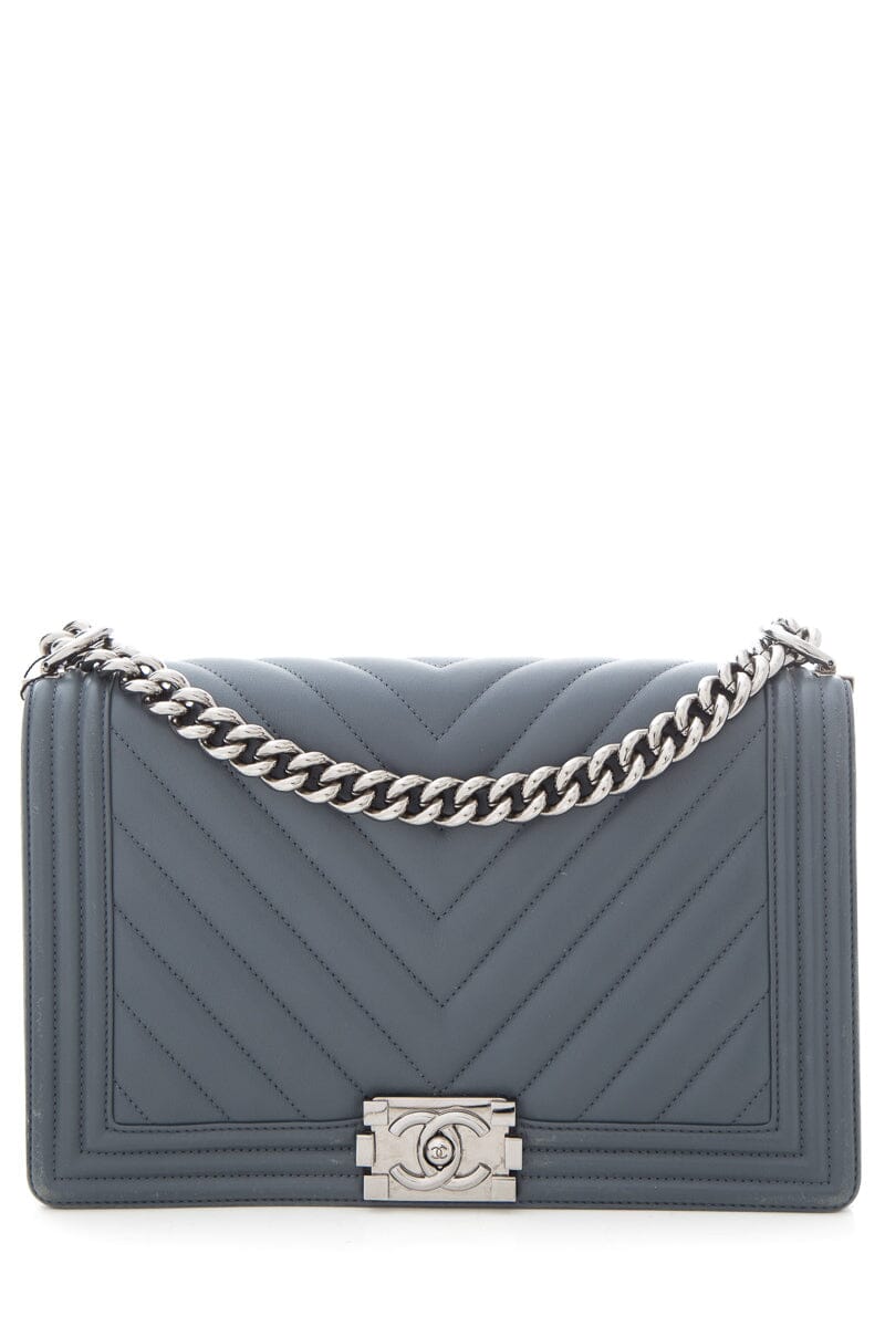 Chanel 2018 New Medium Grey BoyBag in Lambskin FlapBag