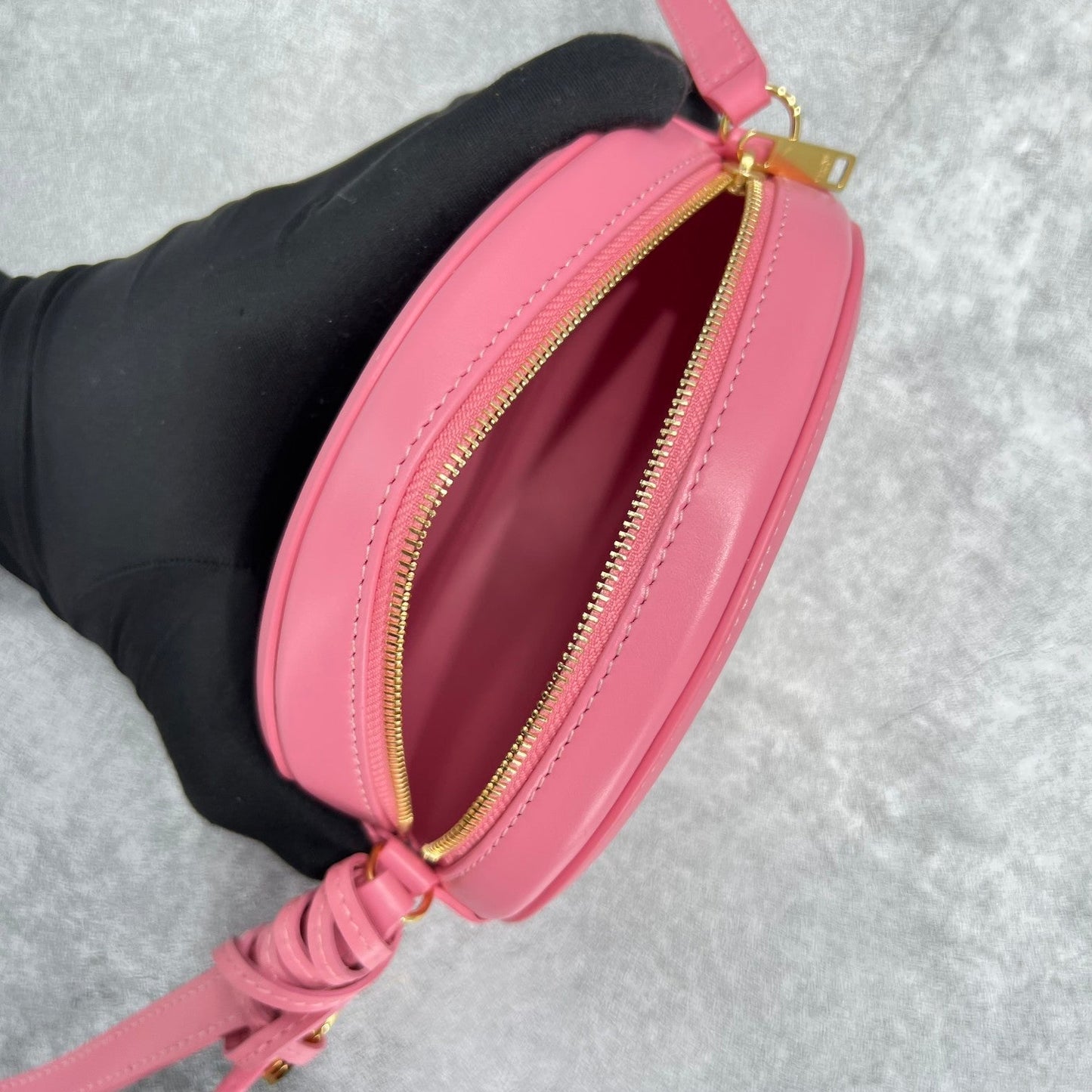 Top Quality Crossbody Oval Purse Cuir Triomphe PiNike For Women 6in/16cm 10I703DPQ.27LK