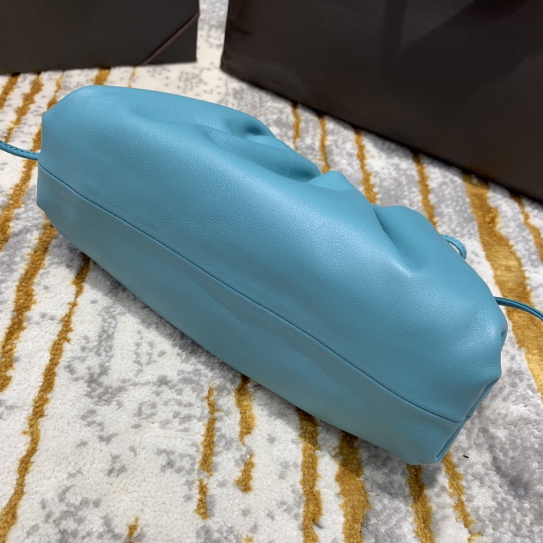 Top Quality Mini Pouch For Women 8.6in/22cm In Blue
