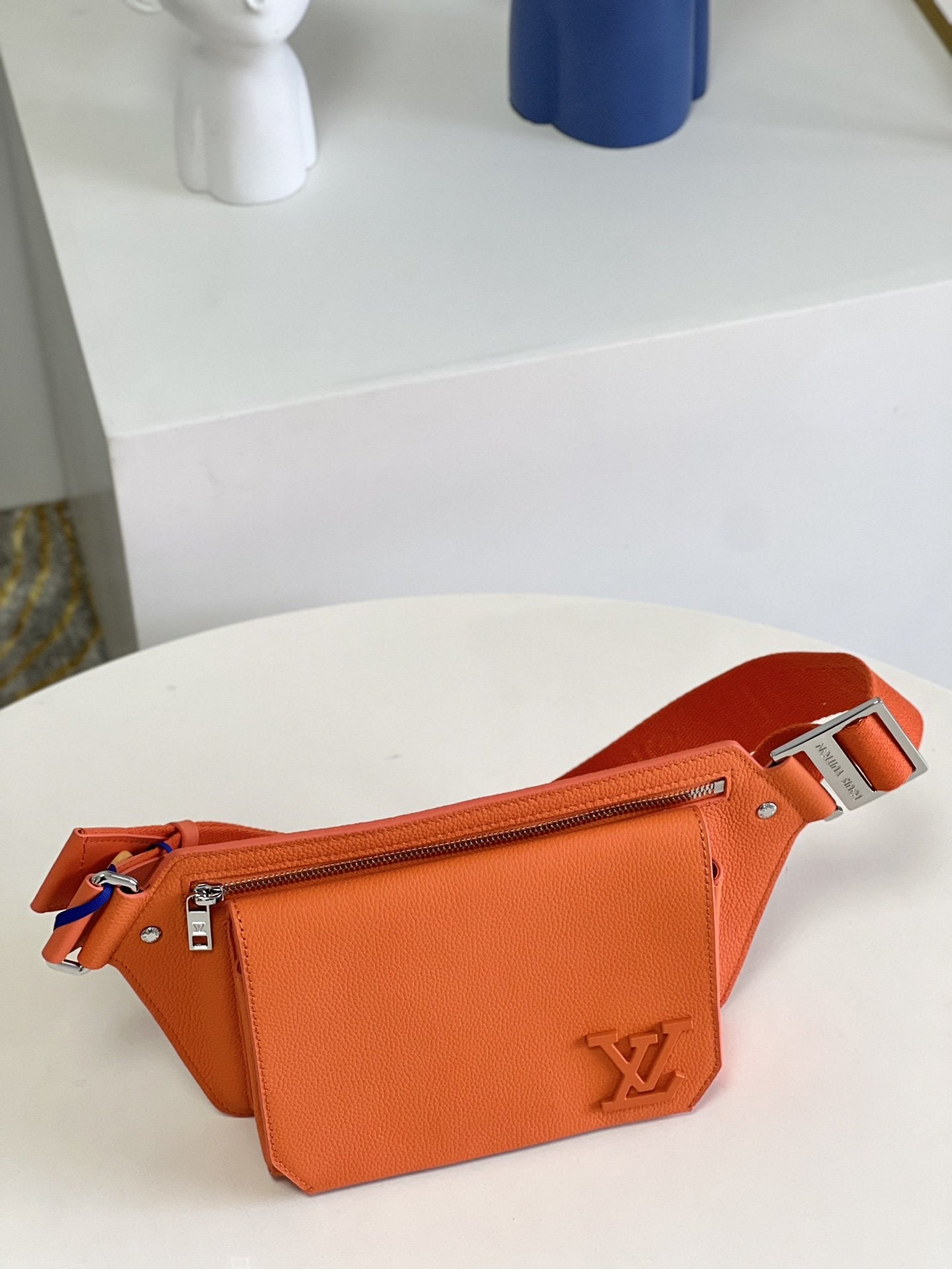 Top Quality Aerogram Slingbag Orange For Men, Bags 30cm Top Quality M59625