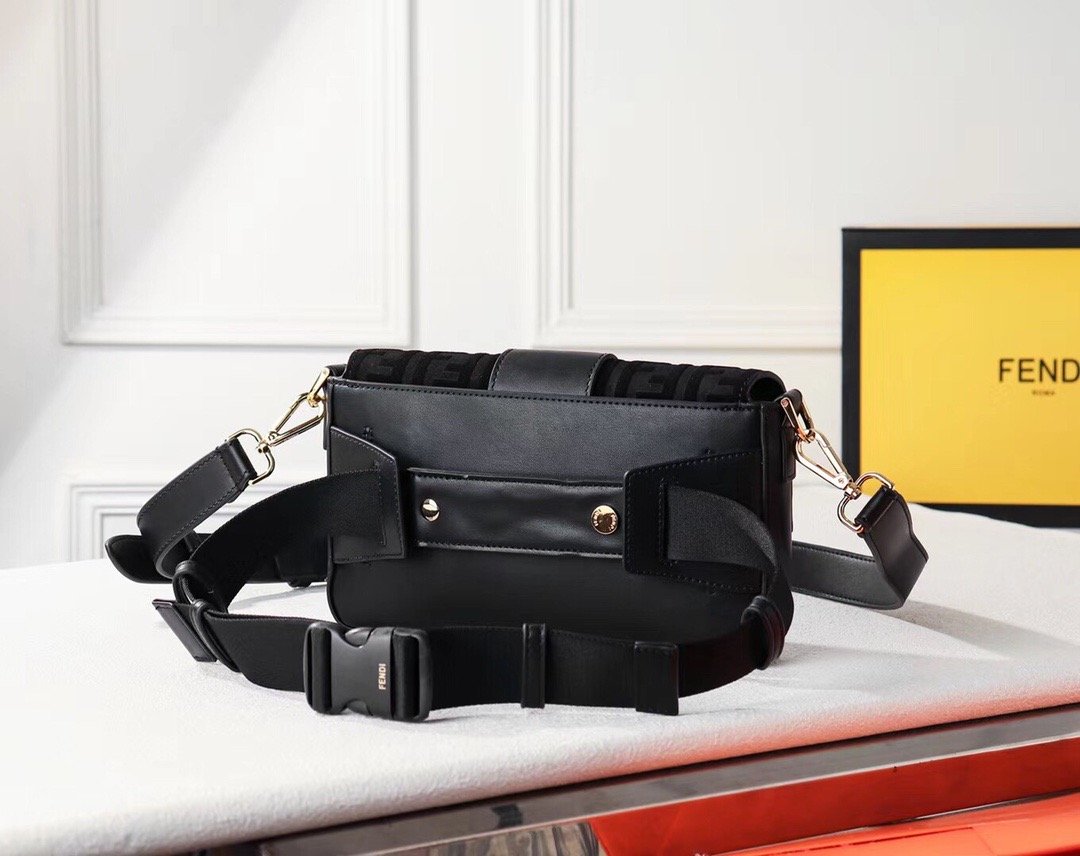 EN - New 1:1 rep  Bags FEI 069