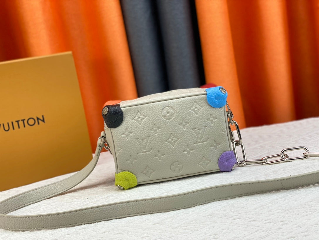 EN - New 1:1 rep Bag LUV 627