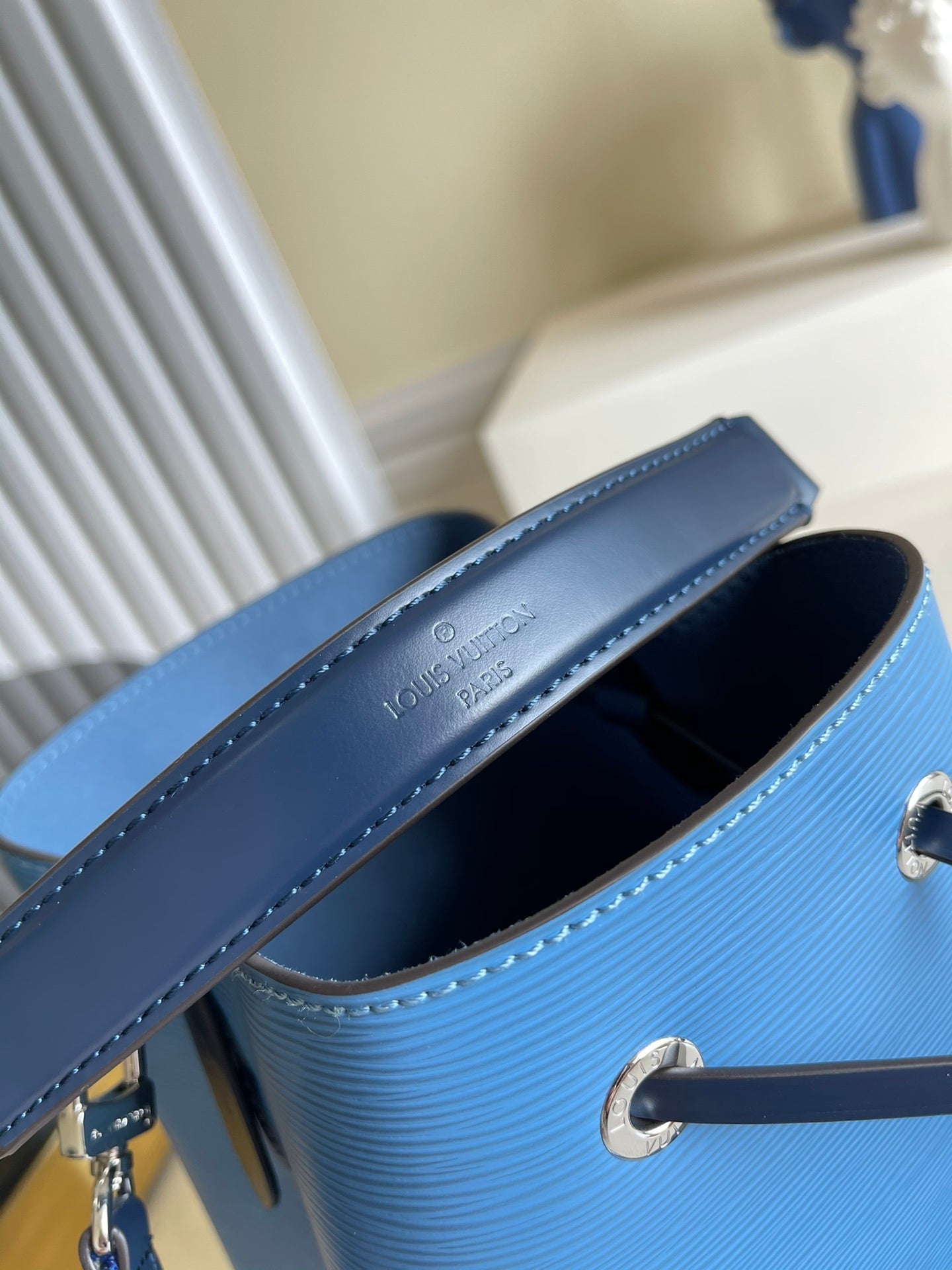 Top Quality NeoNoe BB Bucket Bag Bleuet Blue For Women,  Shoulder And Crossbody Bags 7.9in/20cm Top Quality M57691