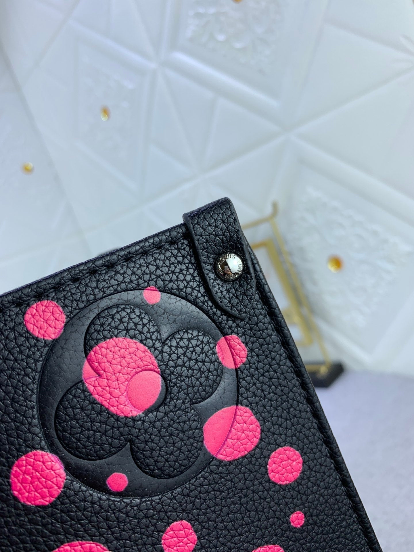 EN - New 1:1 rep Bag LUV 634
