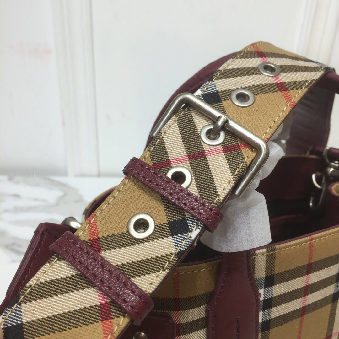 Top Quality Small Banner  Check And Tote Purple For Women, Women’s Bags 10.5in/26cm