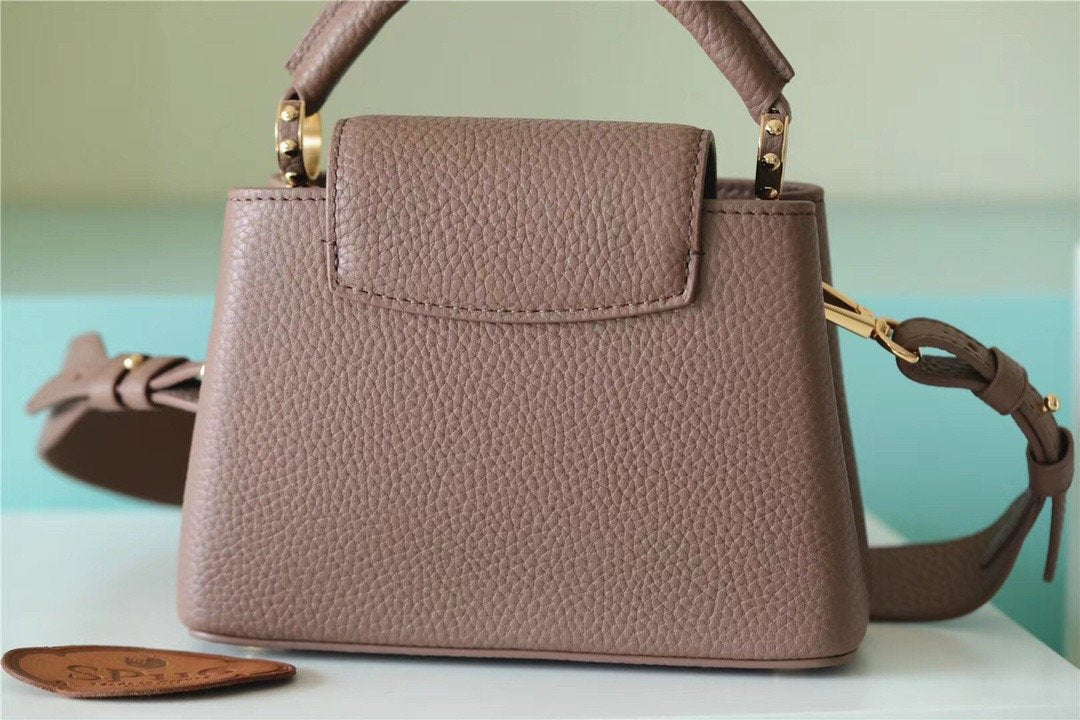Top Quality Capucines Mini Taurillon Light Brown For Women,  Shoulder And Crossbody Bags 21cm/8.3in Top Quality M56071
