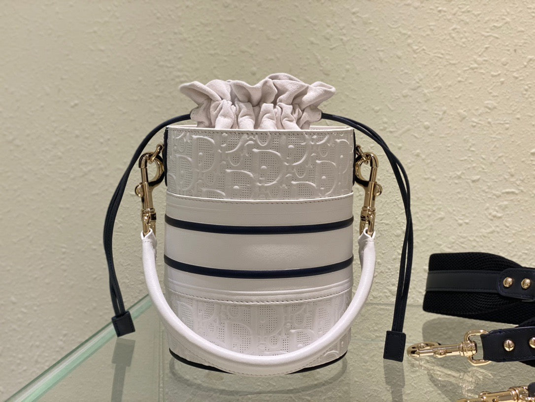 Top Quality Small Vibe Bucket Bag White, For Women, Womens Handbags 5.5in/14cm CD