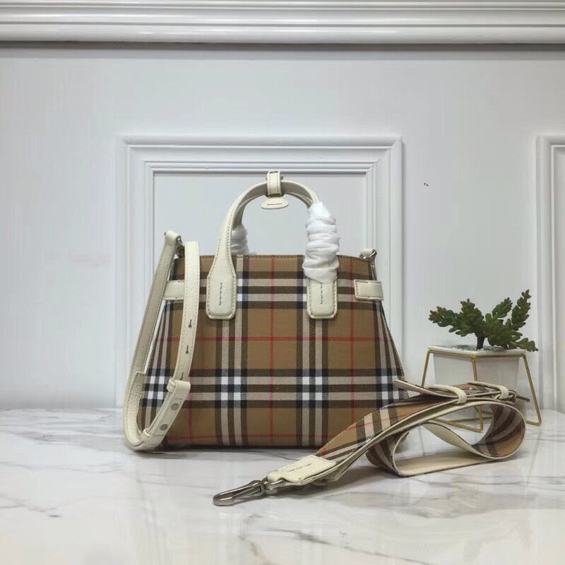 Top Quality Small Banner  Check And Tote White For Women, Women’s Bags 10.5in/26cm