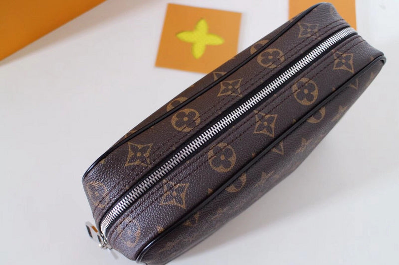 Louis Vuitton Luxury Bags 1799