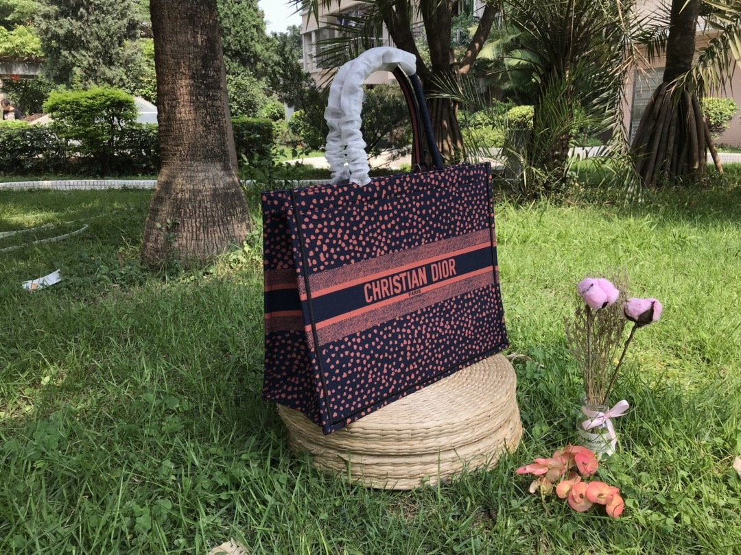 EN - New 1:1 rep  Bags DIR 251