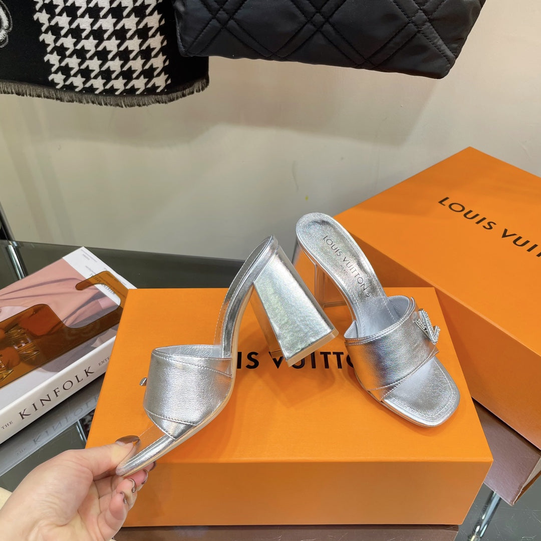 New 1:1 rep LUV High Heel Shoes 024