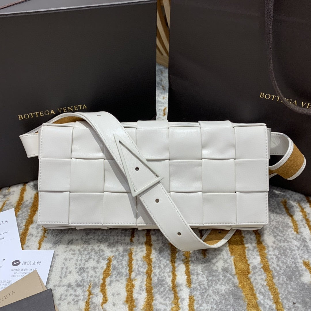 Top Quality Brick Cassette Bag For Women 11in/28cm In White