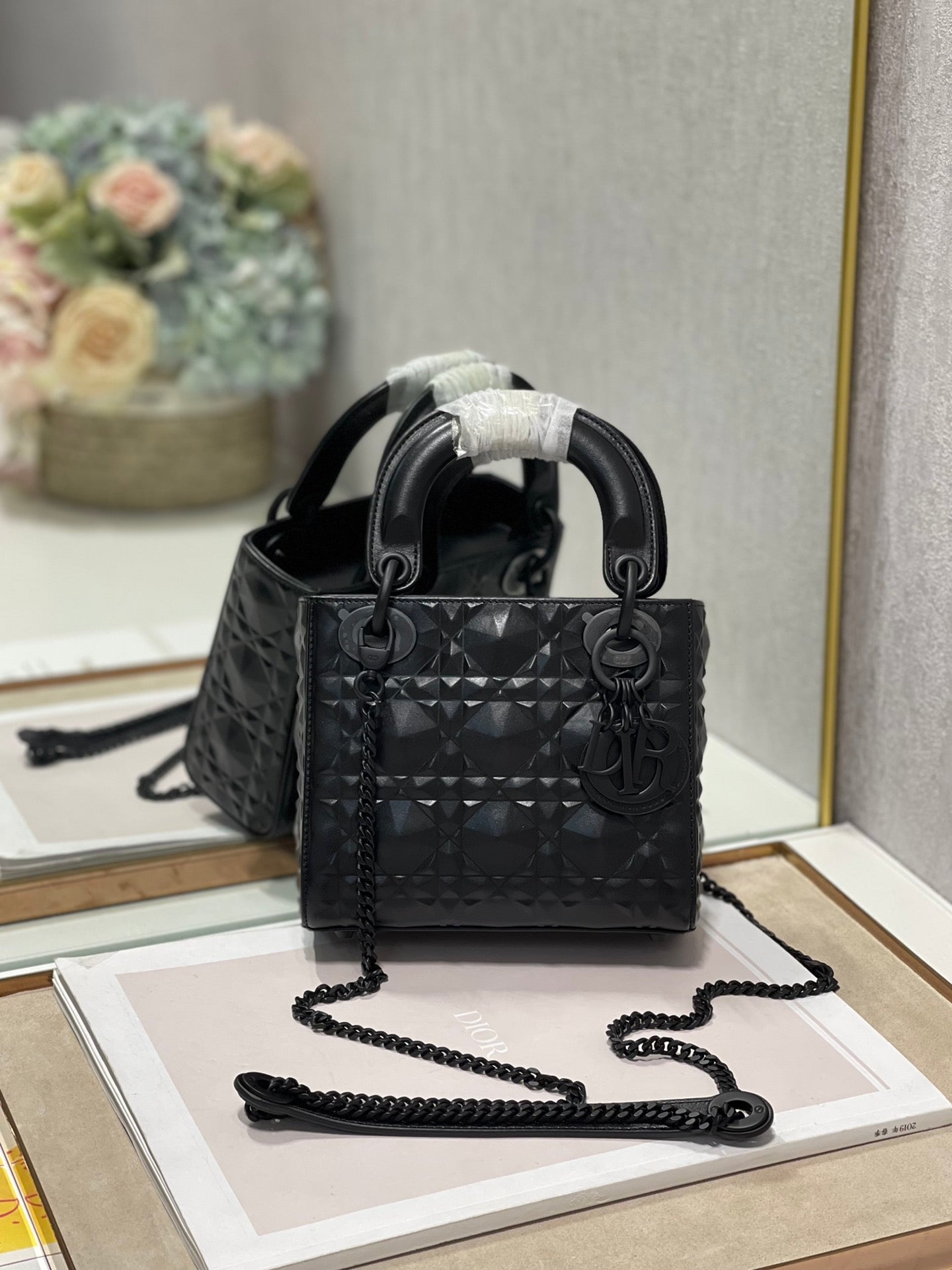 Top Quality Mini Lady Bag Cannage with Beaded Motif, Black, For Women Womens Handbags, Crossbody Bags, 17cm CD M0505SNEA_M900